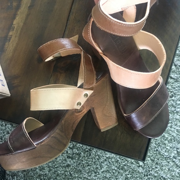 NEW IN BOX BED STU Sophie platform heel 8 - Picture 3 of 6
